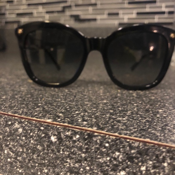 Authentic designer Gucci women’s sunglasses - Picture 10 of 10